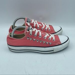 shoe carnival converse